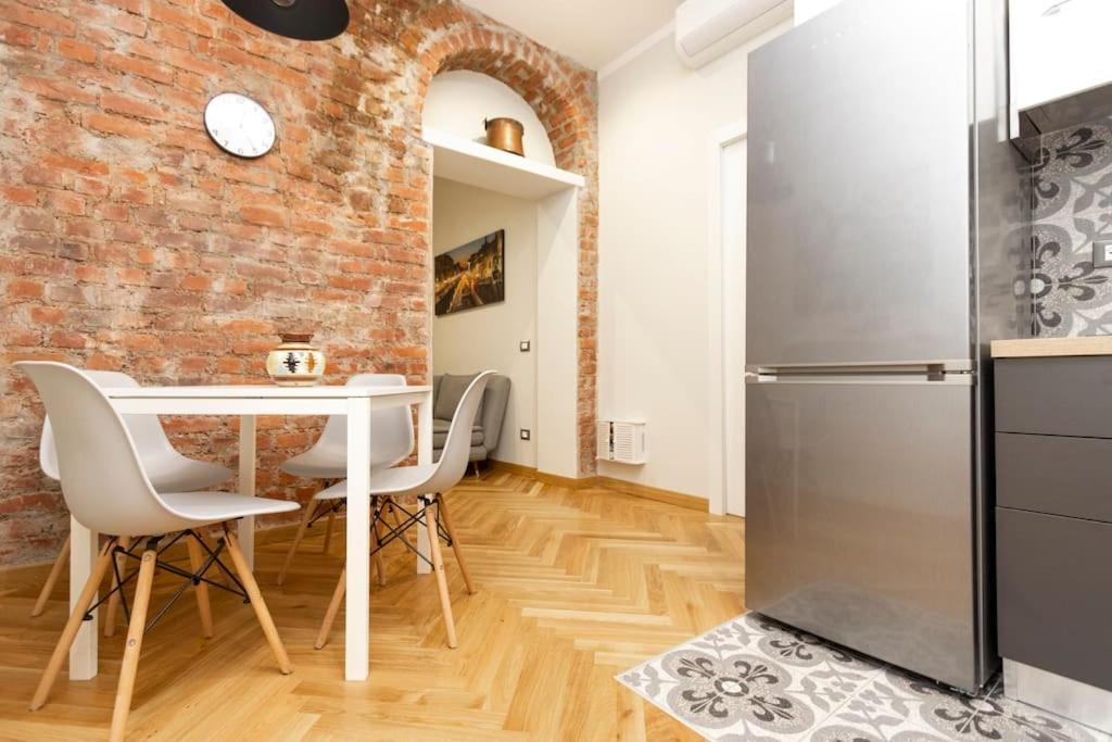 Apartamento The Italian Design - 10 Minutes To Duomo Milán Exterior foto